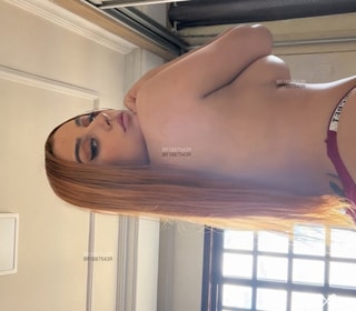 Acompanhante Ariella Fox
