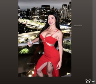 Acompanhante Mirela