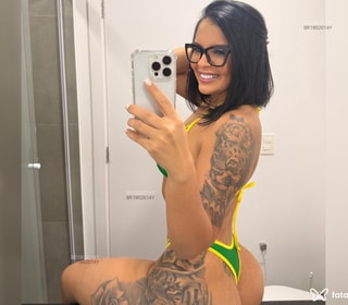 Acompanhante Vitória Souza