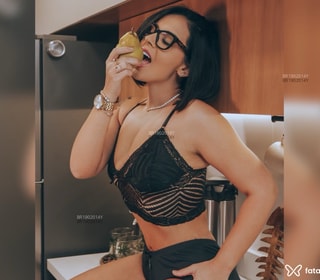 Acompanhante Vitória Souza
