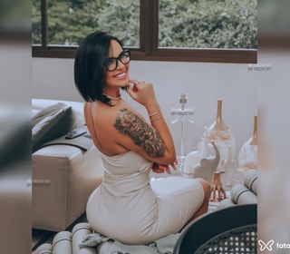 Acompanhante Vitória Souza