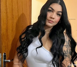 Acompanhante Mirella
