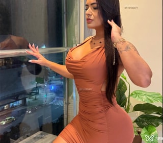 Acompanhante Manu