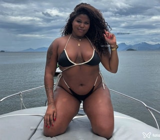 Acompanhante Layla Oliveira