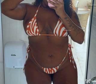 Acompanhante Layla Oliveira