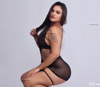 Acompanhante Livia Dantas