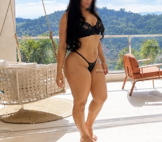 Acompanhante Gabi Campos