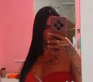 Acompanhante Morena