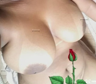 Acompanhante Raika