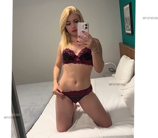 Acompanhante Vanessa Diniz