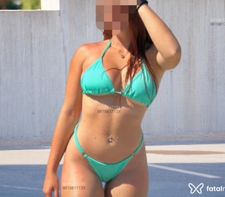 Acompanhante Kelly Souza
