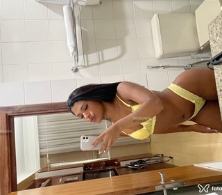 Acompanhante Ayla Dias