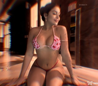 Acompanhante Mariana