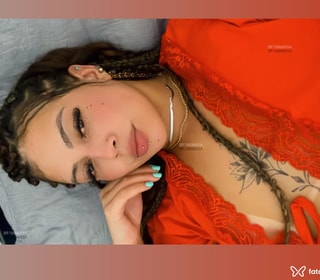 Acompanhante Paola