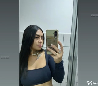 Acompanhante Vitória Oliveira