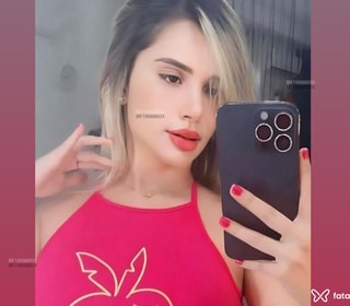 Acompanhante Isa
