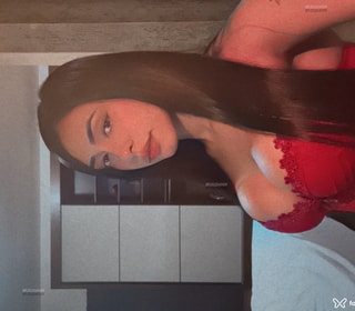 Acompanhante Nicolle