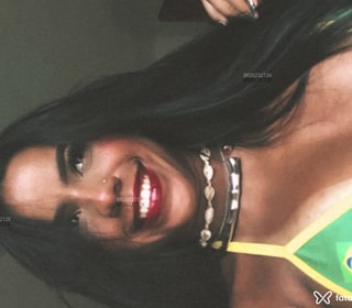 Acompanhante Isabela