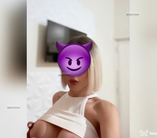 Acompanhante Larissa