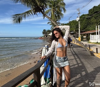 Acompanhante Mariana