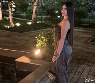 Acompanhante Bella