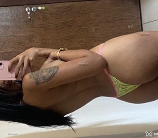 Acompanhante Luisa Arantes