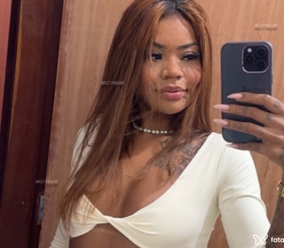 Acompanhante Brenda