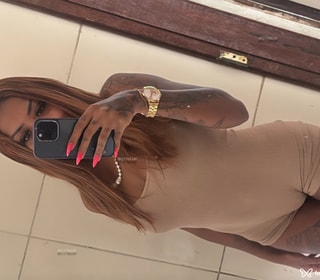 Acompanhante Brenda