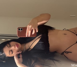 Acompanhante Mariana Almeida