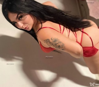 Acompanhante Sarah