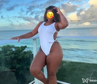 Acompanhante Lorena