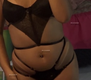Acompanhante Yasmin