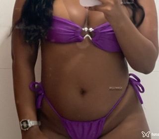Acompanhante Larissa