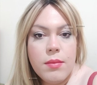 Acompanhante Luana