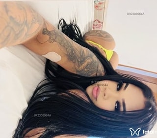 Acompanhante Eduarda