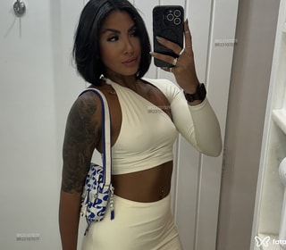 Acompanhante Julia Mitrovic