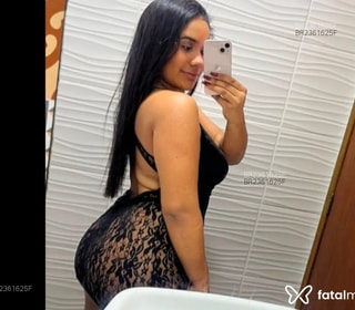 Acompanhante Giovanna Dávila