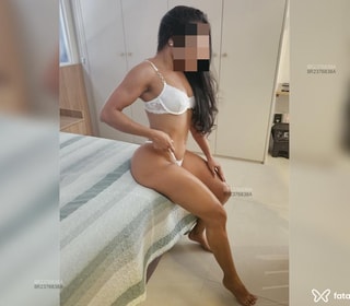 Acompanhante Camila