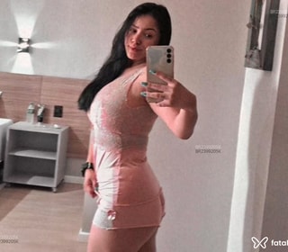 Acompanhante Maia Muniz