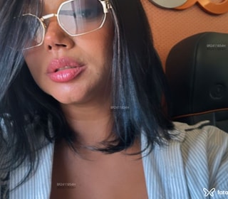 Acompanhante Maya Cortez