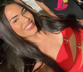 Acompanhante Naiara