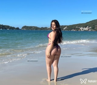 Acompanhante Luiza