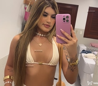 Acompanhante Letícia Menezes