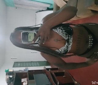 Acompanhante Núbia Oliver