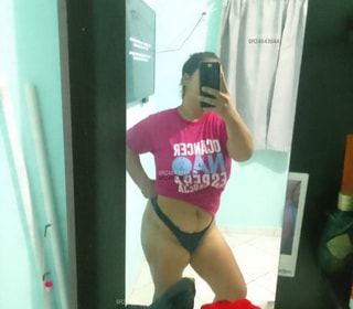 Acompanhante Morena