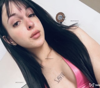 Acompanhante Julia