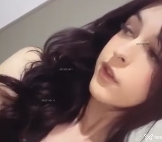Acompanhante Julia