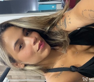 Acompanhante Lívia