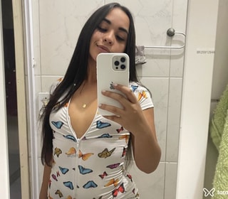 Acompanhante Mirela