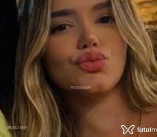 Acompanhante Laura Muniz